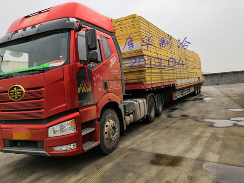 冷庫(kù)板裝車(chē)