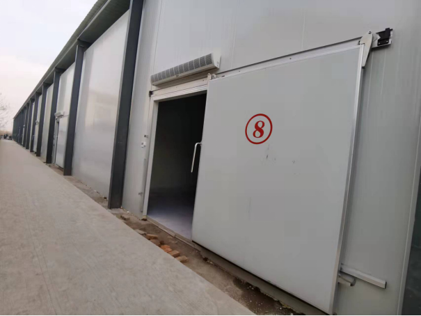 冷庫門怎么選擇？平移門和手拉門哪個更好